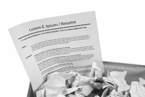 a skimmable resume stays out of the trash